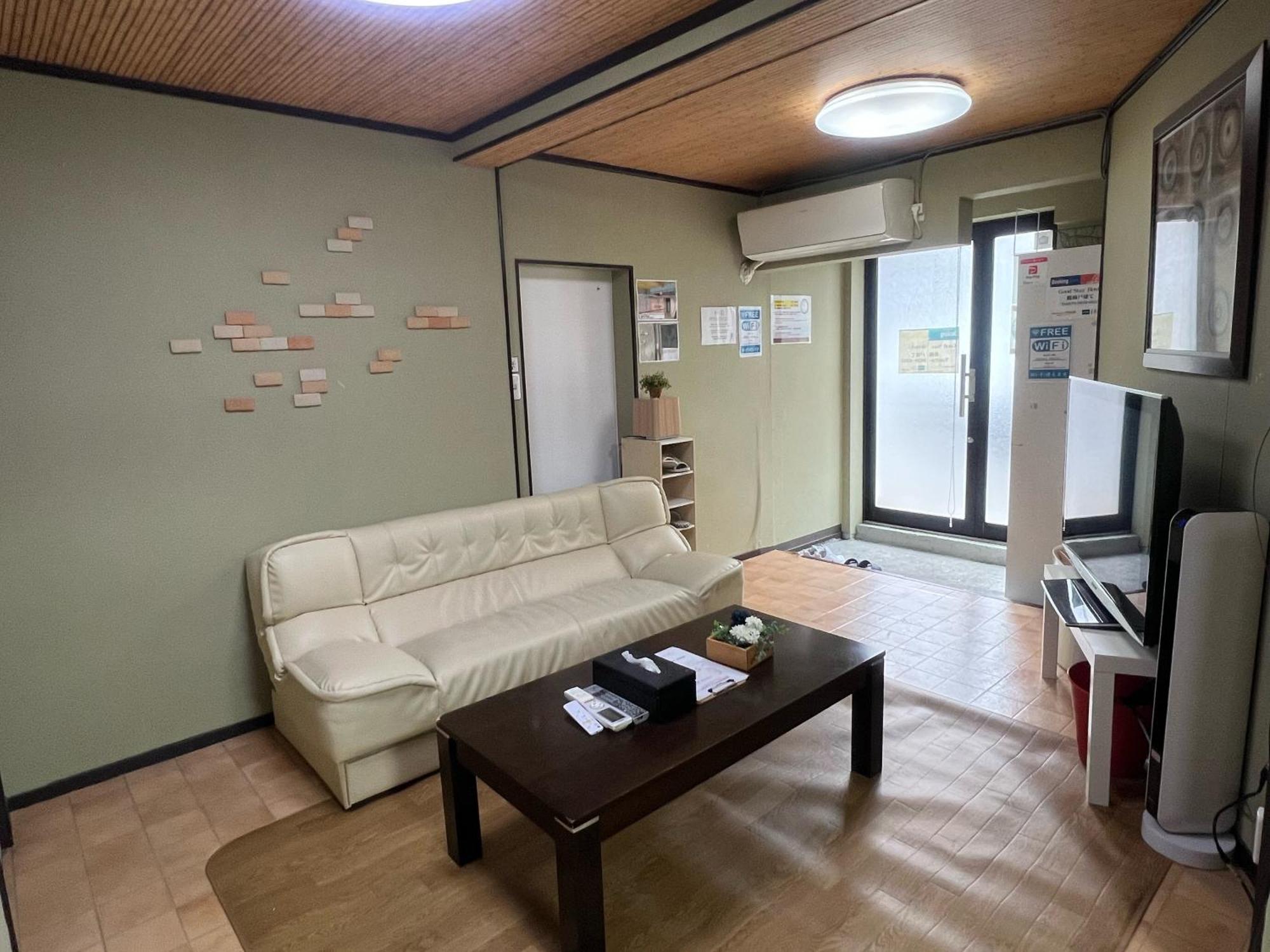 Goodstayhostel鶴橋戸建て Apartemen Osaka